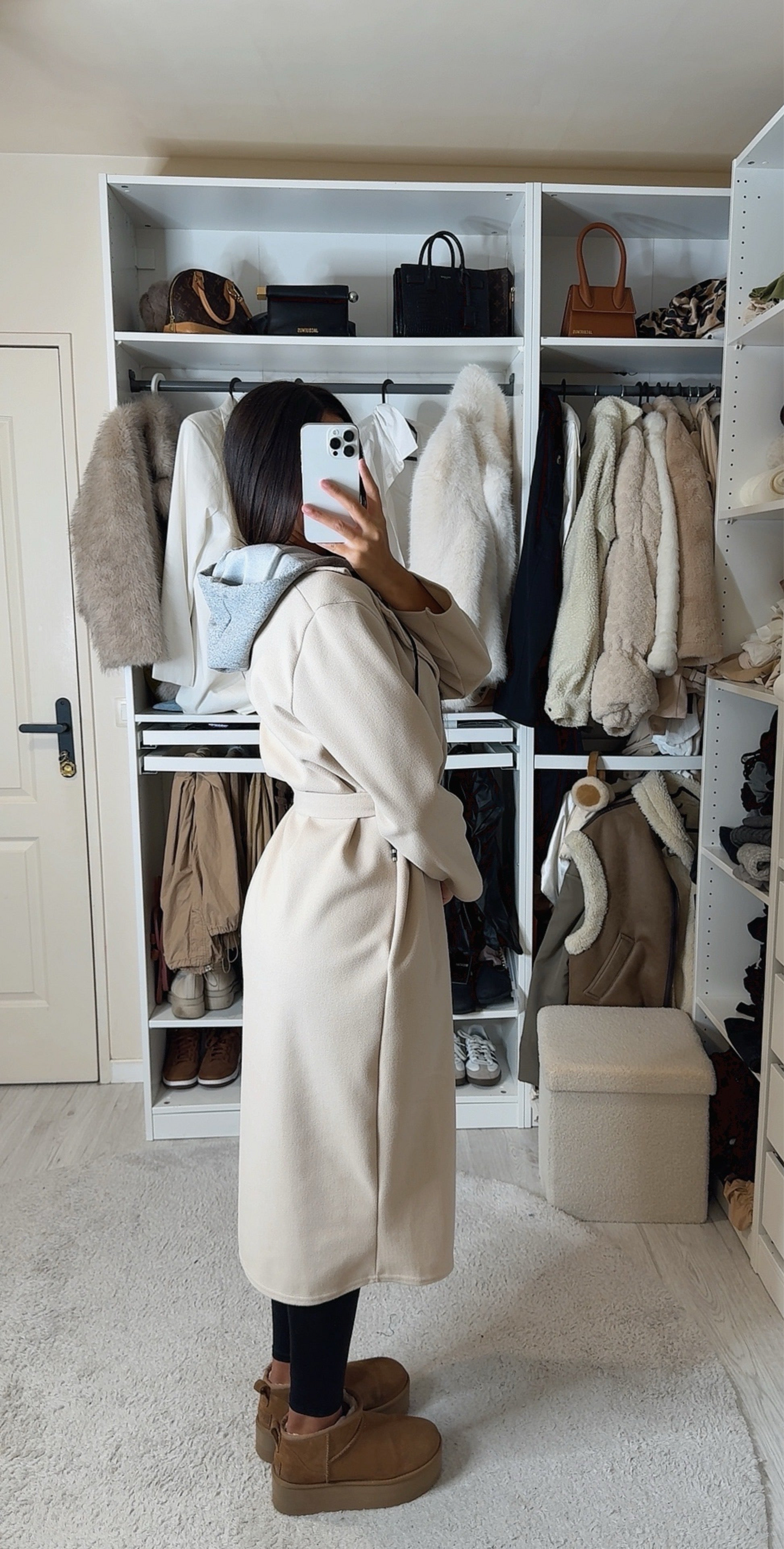 Trench Layna