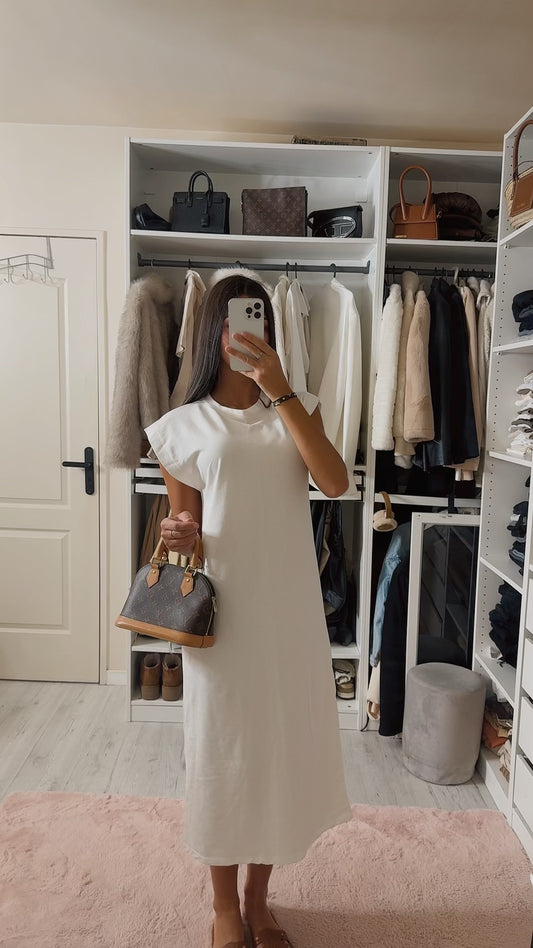 Robe Tiya
