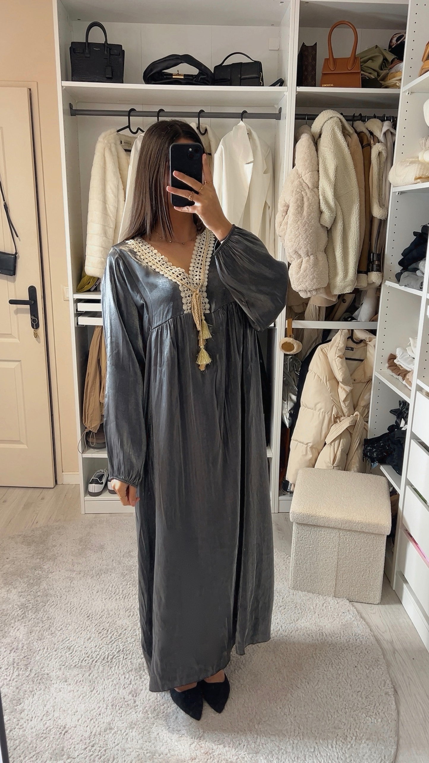 Robe Layali