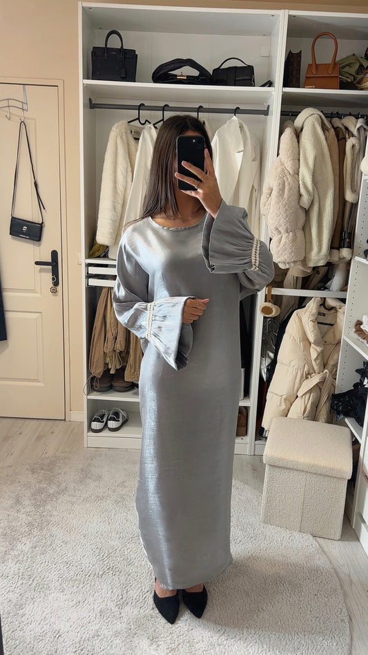 Robe Nayyara