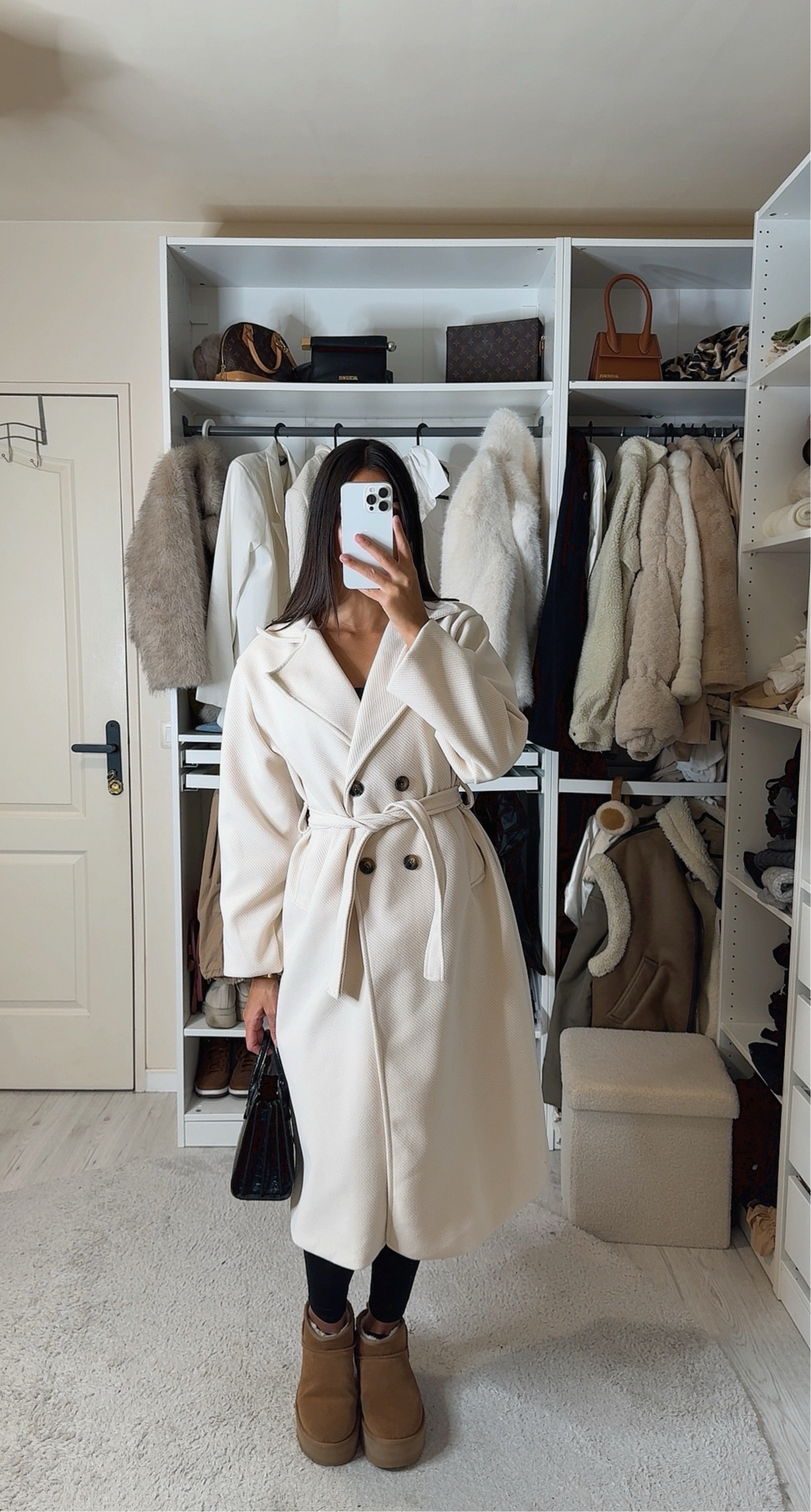 Menteau Yasmine